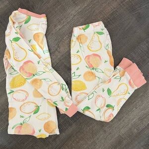 Burt’s Bees 2T. Toddler PJs. Oranges.
